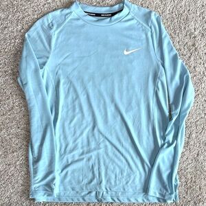 Nike Dri-FIT Shirt Womens Small Sky Blue Long Sleeve Running Performance Top